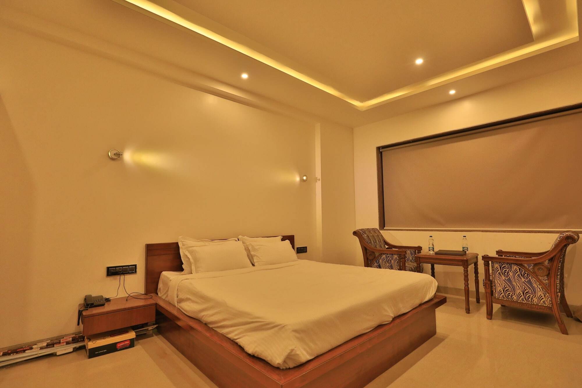 דמאן Hotel Tania Searock מראה חיצוני תמונה